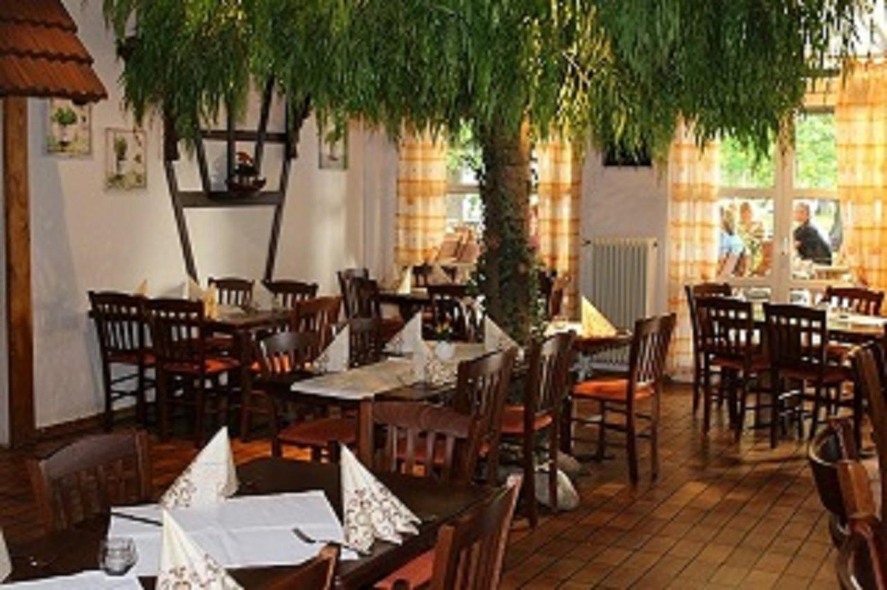 Hotel Garni Heuschober Friedrichshafen Exterior photo